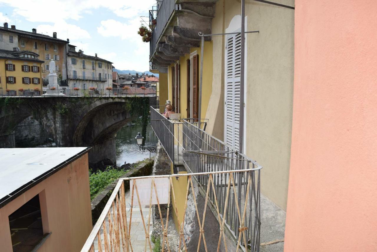 Appartement Residenza La Roggia à Varallo Extérieur photo