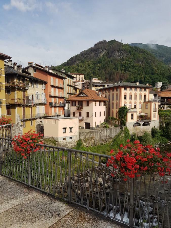 Appartement Residenza La Roggia à Varallo Extérieur photo